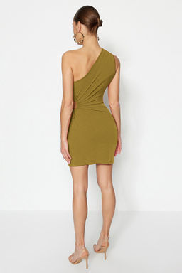 TRENDYOLMILLA Cok Renkli Cicek Desenli Vucuda Oturan Cut Out/Pencere Detayl? Orme K?sa S?k Elbise TPRSS23EL00154  фото 32