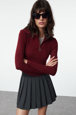 TRENDYOLMILLA Bordo Crop Fermuar Detayl? Triko Kazak TWOAW24KZ01208