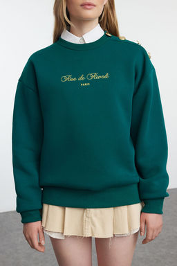 TRENDYOLMILLA Bej Sloganl? Dugme Detayl? Regular Kal?p Kal?n Ici Polarl? Orme Sweatshirt TWOAW25SW00015  фото 3