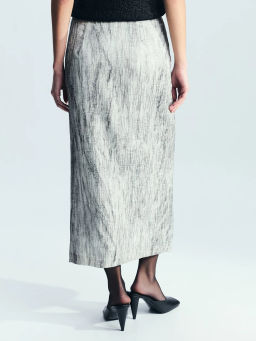 Юбка миди со сборкой и цветами / Zarina