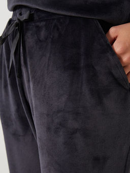 Beli Lastikli Kadife Kad?n Jogger Pijama Alt?