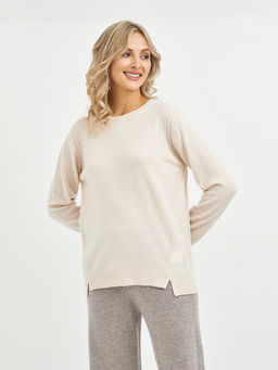 джемпер женский из шерст с удлиненной спинкой