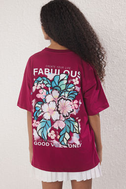 Koyu Visne Slogan ve Cicek Bask?l? Oversize/Genis Kal?p Orme T-Shirt TWOSS24TS00183