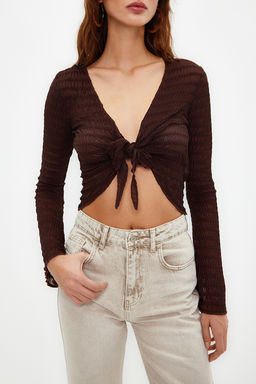 Trendyolmilla Ekru Premium Dokulu Fitted/Vucuda Oturan Baglama Detayl? Esnek Orme Bluz TWOSS24BZ00015 фото 12