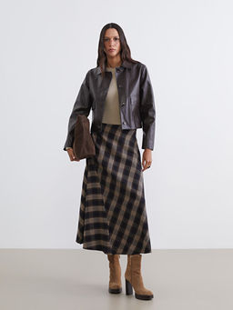 G?mlek Yaka Kad?n Deri G?r?n?ml? Ceket