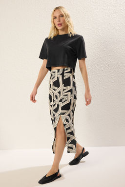 TRENDYOLMILLA Cok Renkli Desenli Pamuklu Kumas Y?rtmac Detayl? Midi Boy Dokuma Etek TWOSS25ET00119 фото 2