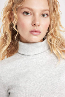 Классная приталенная водолазка в рубчик, базовая футболка с длинными рукавами - Defacto фото 8