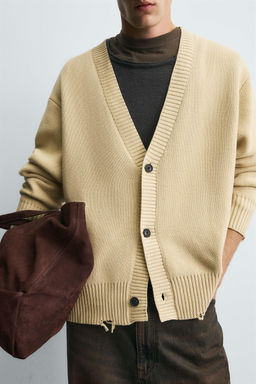 CARDIGAN WITH DISTRESSED RIBBED TRIMS