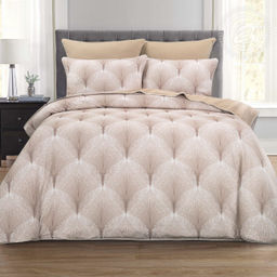 Постельное белье Тесса (велюр) 2 сп. с Евро/Пододеяльник (молния): 1 шт. - 215*175; Простыня: 1 шт. - 240*240; Наволочка (с кантом): 2 шт. - 70*70; Наволочка (с кантом): 2 шт. - 50*70; Велюр