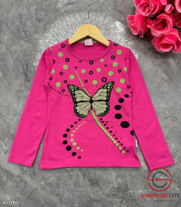 Кофта для девочки с рисунком (бабочка)