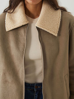 K?rk Yaka Oversize Kad?n S?et G?r?n?ml? Mont