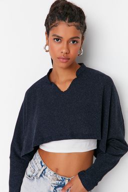 Trendyolmilla Lacivert Super Crop Uzun Kol Triko Gorunumlu Orme Bluz TWOAW21BZ1213