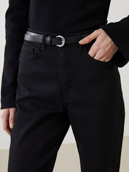 Beli Kemerli Mom Fit Kad?n Jean Pantolon