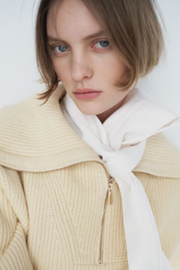 Jersey en punto de canal? con media cremallera - H&m фото 4