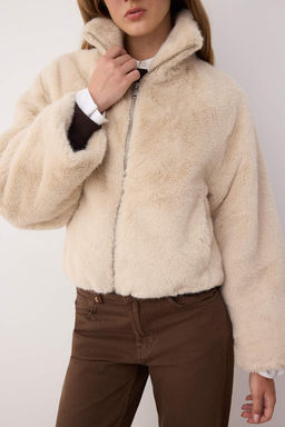Ekru Oversize Kal?p Kollar? Genis Kurk Mont TWOAW26MO00022