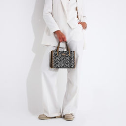 Сумка-тоут на молнии, цвет белый/чёрный - Simaland фото 2