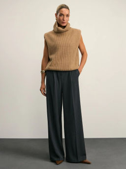 Прямые брюки с защипами / Zarina