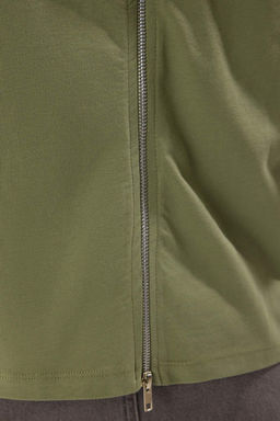 TRENDYOLMILLA Beyaz %100 Pamuk Fermuar Detayl? Relaxed/Rahat Kal?p Orme T-Shirt TWOSS24TS00272  фото 3