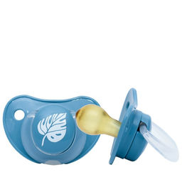 Соска - пустышка латексная классическая «Листочек», от 3 мес., синяя