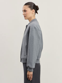 Бомбер свободного силуэта / Zarina  фото 4