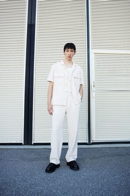 Pantalon texturizado Relaxed Fit