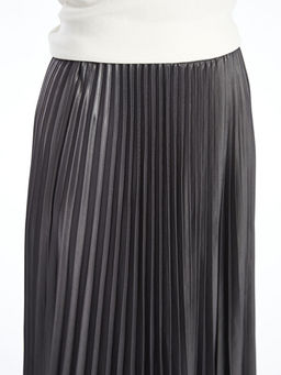 Dar Fit Kad?n Pileli Etek