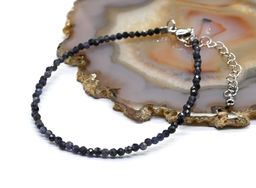 Браслет из Иолита (кордиерит) шарик гр.2мм, 19см