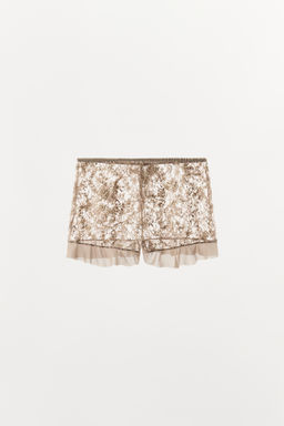 SHORTS ENCAJE VOLANTES / Lila claro