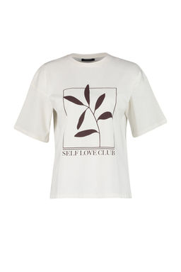 Ekru %100 Pamuk Bask?l? Relaxed/Genis Rahat Kesim Bisiklet Yaka Orme T-Shirt TWOSS23TS00267