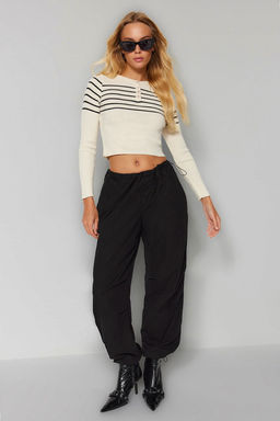 Tas Crop Cizgili Triko Kazak TWOAW24KZ01201 - Trendyolmilla фото 2