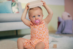 philips avent / Соска Пустышки Ultra soft Hello 6-18 мес 2 шт. фото 3