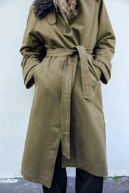 WAXED TRENCH COAT WITH FAUX FUR COLLAR - Zara фото 3