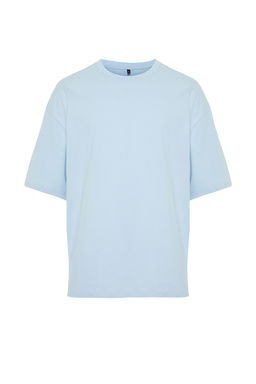 Ac?k Mavi Oversize/Genis Kesim %100 Pamuklu K?sa Kollu Basic T-Shirt TMNSS22TS0318