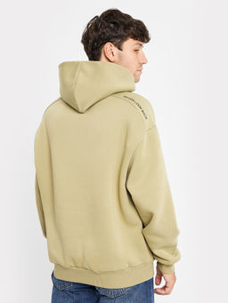 Худи мужское в зеленом оттенке олива +печать 121794 - Mark formelle фото 4