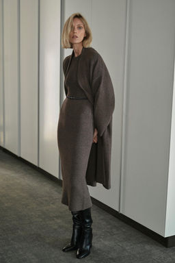 MIDI DRESS WITH BELT