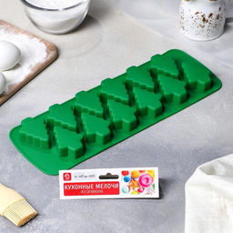 Форма для выпечки новогодняя Доляна Ёлочка, силикон, 32.5?11.5 см, 12 ячеек, зелёная  фото 6