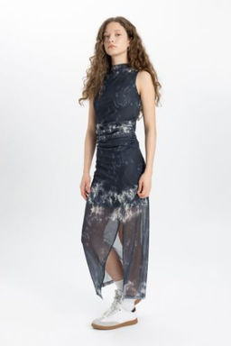Bodycon Vucudu Saran Dik Yaka Y?rtmacl? Batik Tul Kolsuz Maxi Elbise