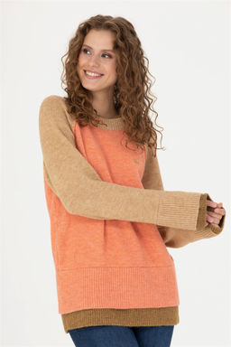 U. S. Polo Assn Женский свитер лососевого цвета с круглым вырезом - U.s. polo assn фото 3