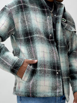 Куртка рубашка шерстяная в клетку мужская демисезонная зеленого цвета 58592Z