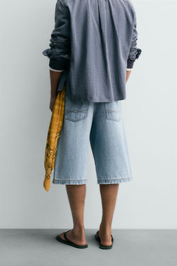 LIMITED EDITION RELAXED FIT DENIM BERMUDA SHORTS - Zara фото 3