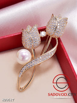 Брошь розочка на булавке