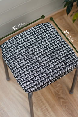 Сидушка на табурет Плетенка черная 32х32