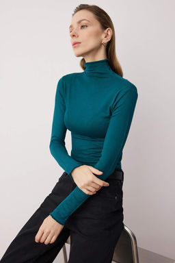 Zumrut Yesili Transparan Dik Yaka Esnek Normal Boy Orme Bluz TWOAW26BZ00266