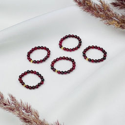 Кольцо на резинке из Граната 17 р.