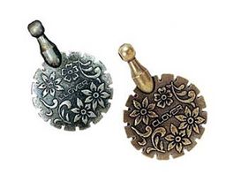 Кулон-нитеобрезатель Clover