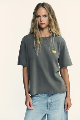 FADED-EFFECT PATCH T-SHIRT - Zara фото 2