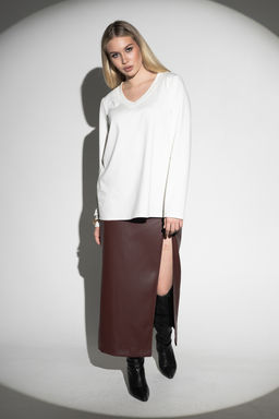 Лонгслив с V- образным вырезом