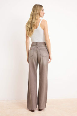Ac?k Kahverengi DOKUMLU Vintage Y?kama Yuksek Bel %100 Pamuk Wide Leg Jeans TWOSS26JE00172 - Trendyolmilla фото 6