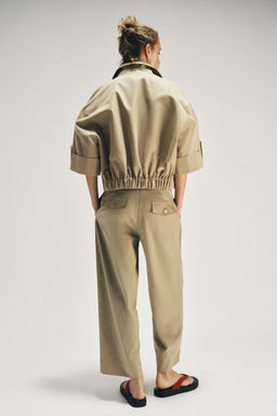 TRENCH CORTO MANGA CORTA / Tostado - Zara фото 3