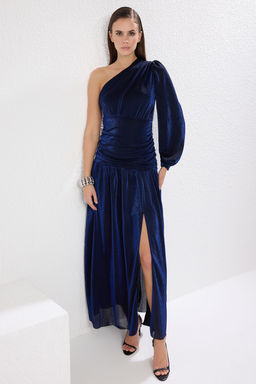 TRENDYOLMILLA Pudra Astarl? Par?lt?l? Tek Kol Uzun S?k Abiye Elbise TPRSS25AE00042